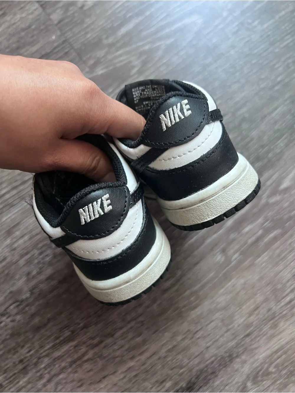 Toddler nike dunk low black/white sneakers size 6